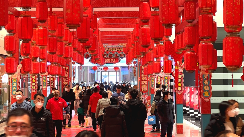 消費場所商氣濃、人氣旺、銷售火。