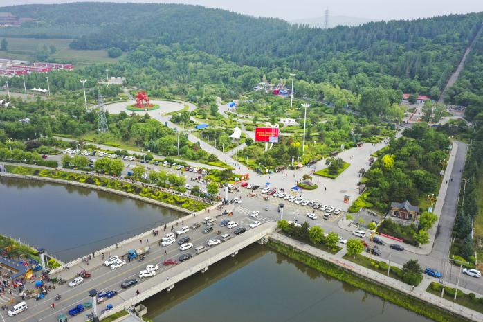 敦化市北山廣場。孫建英 攝