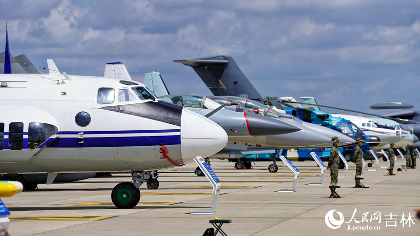 2023年空軍航空開放活動·長春航空展開幕。人民網記者 李洋攝