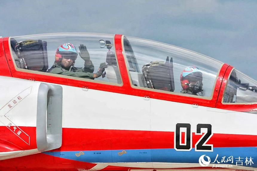 2023年空軍航空開放活動·長春航空展開幕。人民網記者 李洋攝