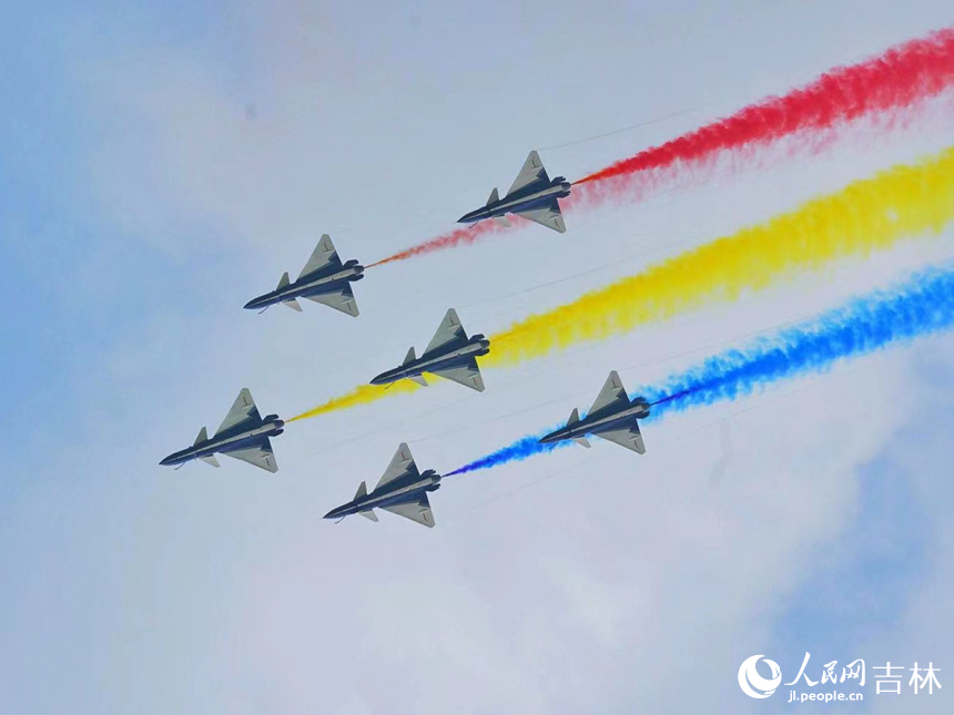 2023年空軍航空開放活動·長春航空展開幕。人民網記者 李洋攝