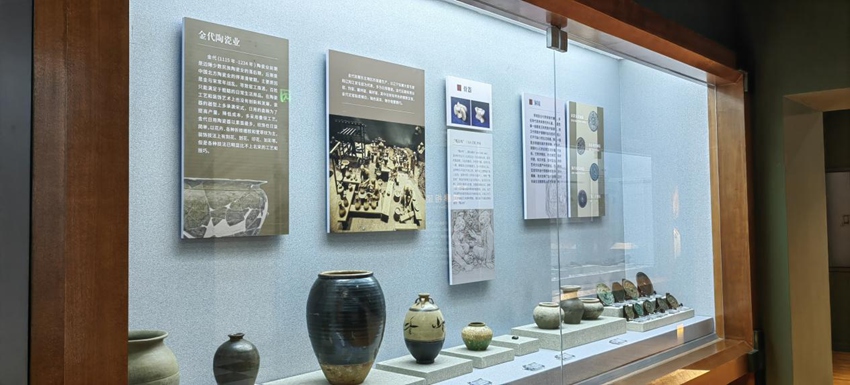 館內藏品展示著德惠的千年古韻。人民網 李成偉攝