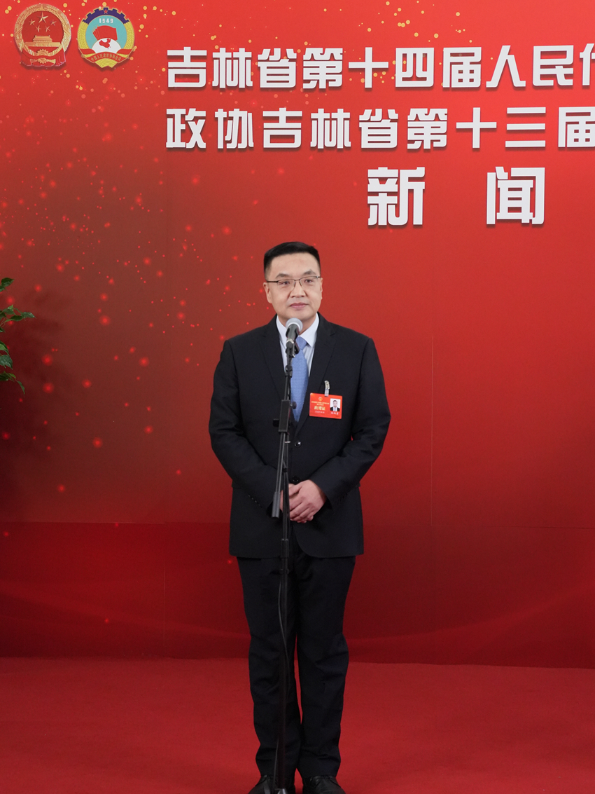 吉林省人大代表、林省永利激光科技有限公司總經理孫尚勇。人民網記者 李洋攝