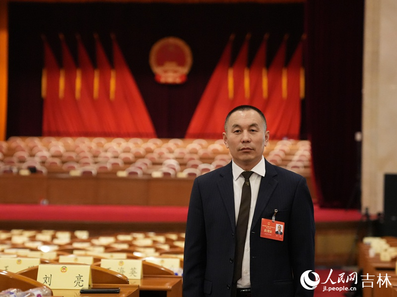 吉林省人大代表、長春市民興農牧專業合作社聯合社理事長孫民。人民網記者李洋攝