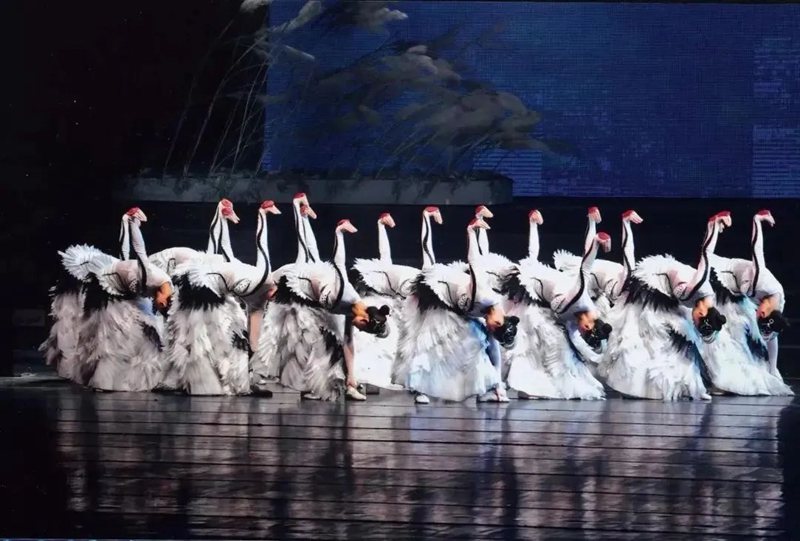 大型文旅演藝《炫·墨》“五一”亮相春城，部分節目在緊張有序地排練中。（圖片來源：悠游吉林）