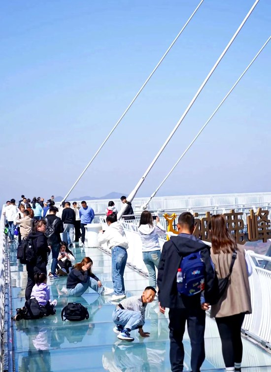 神鹿峰旅游度假區。