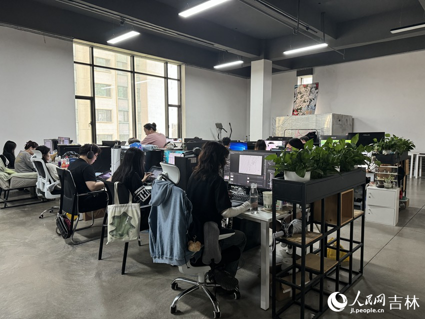 園區辦公環境。人民網記者 李思玥攝