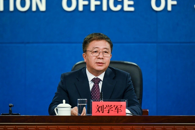 吉林省教育廳副廳長劉學軍。