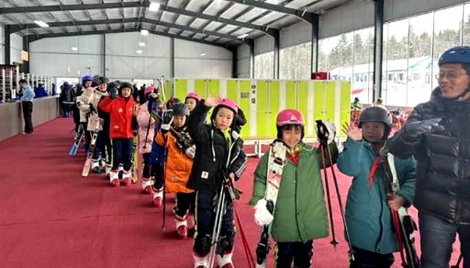 爽滑天然粉雪，樂享萌娃天堂 長白山池南區漫江滑雪場