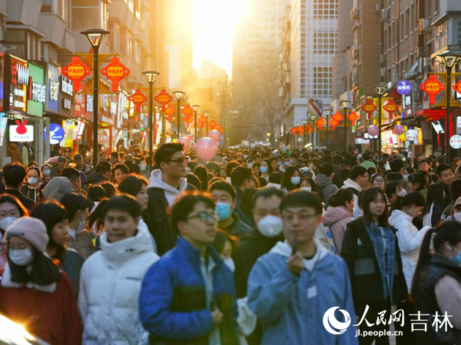 長春桂林路商業街區。人民網記者 李洋攝