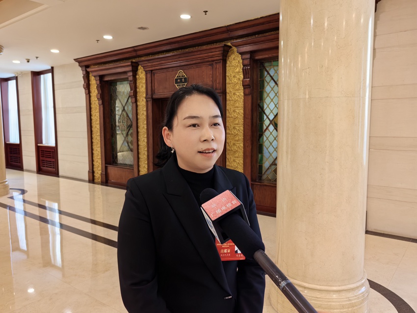 吉林省人大代表、琿春市春艷種植專業農場場長劉春艷。（受訪者供圖）