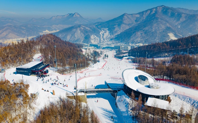 萬峰通化滑雪度假區。