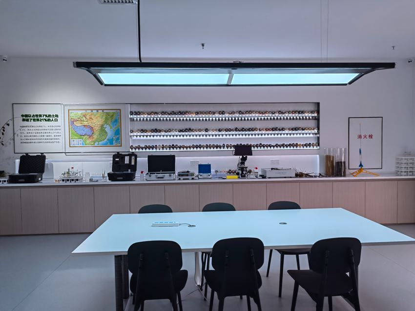 東方爍龍研學營地部分項目展示。