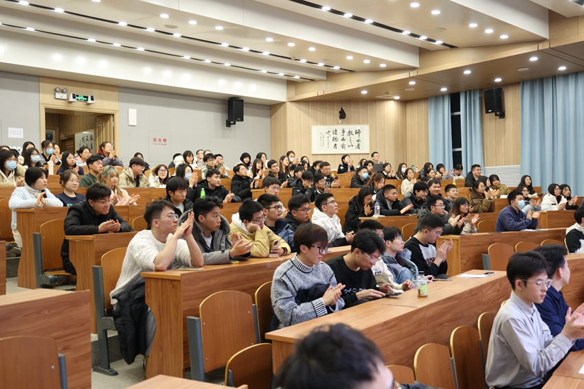 一汽企業宣講。