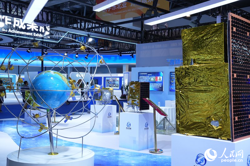 本屆博覽會上的吉林一號衛星展廳。人民網記者 李洋攝
