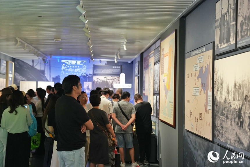 開展以來，吉林省近現代史展覽吸引了大批觀眾參觀。人民網記者 李洋攝