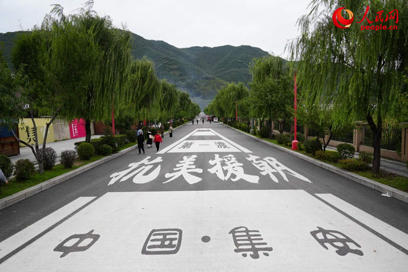 鴨綠江國門景區。人民網記者 李洋攝