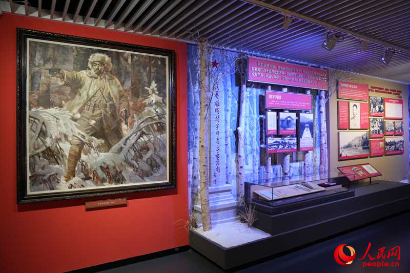 展館通過精心設計，讓參觀者感受楊靖宇將軍爬冰臥雪的抗戰歲月。人民網記者 李洋攝