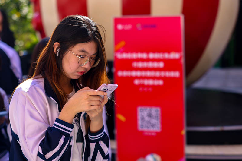 學生現場答題。