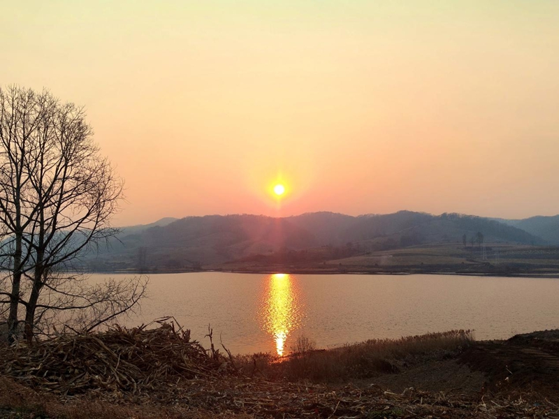 紅石湖湖景。實習生 王思皓攝