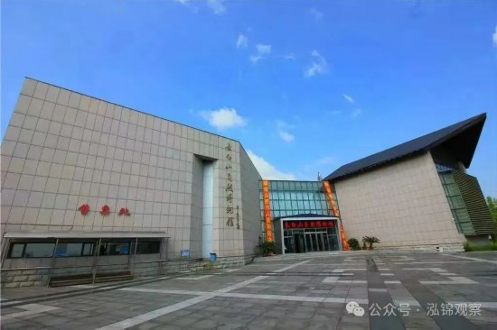 長白山還有一個自然博物館。